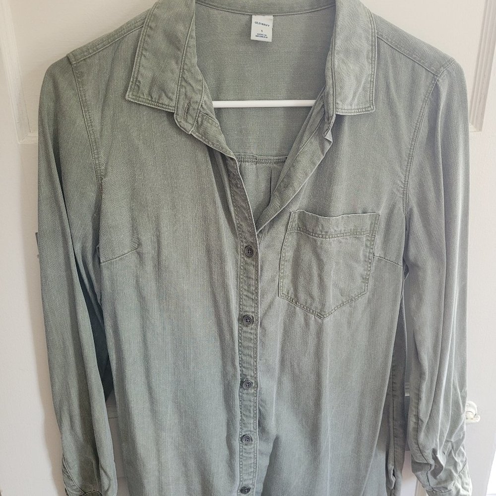 Old Navy Button Blouse